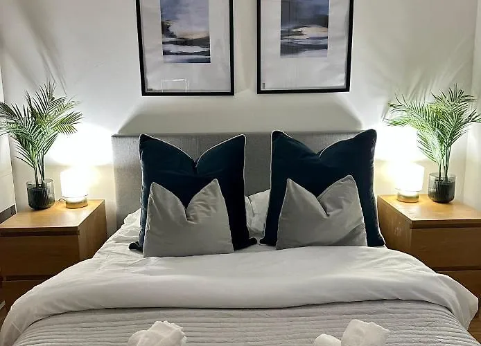Retreat To A Stylish Ensuite In London